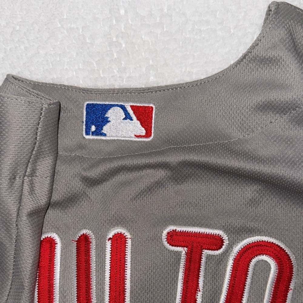 Majestic Phillies Gray and Red Jersey - Picture 4 of 5